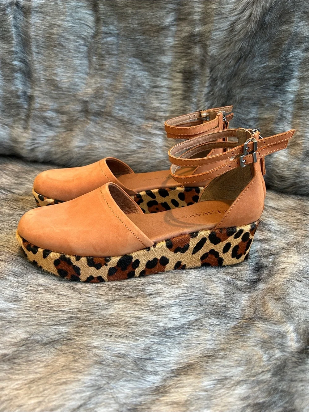 Anthropologie x Gee Wawa Daisy Platform Sandals Leopard 7.5